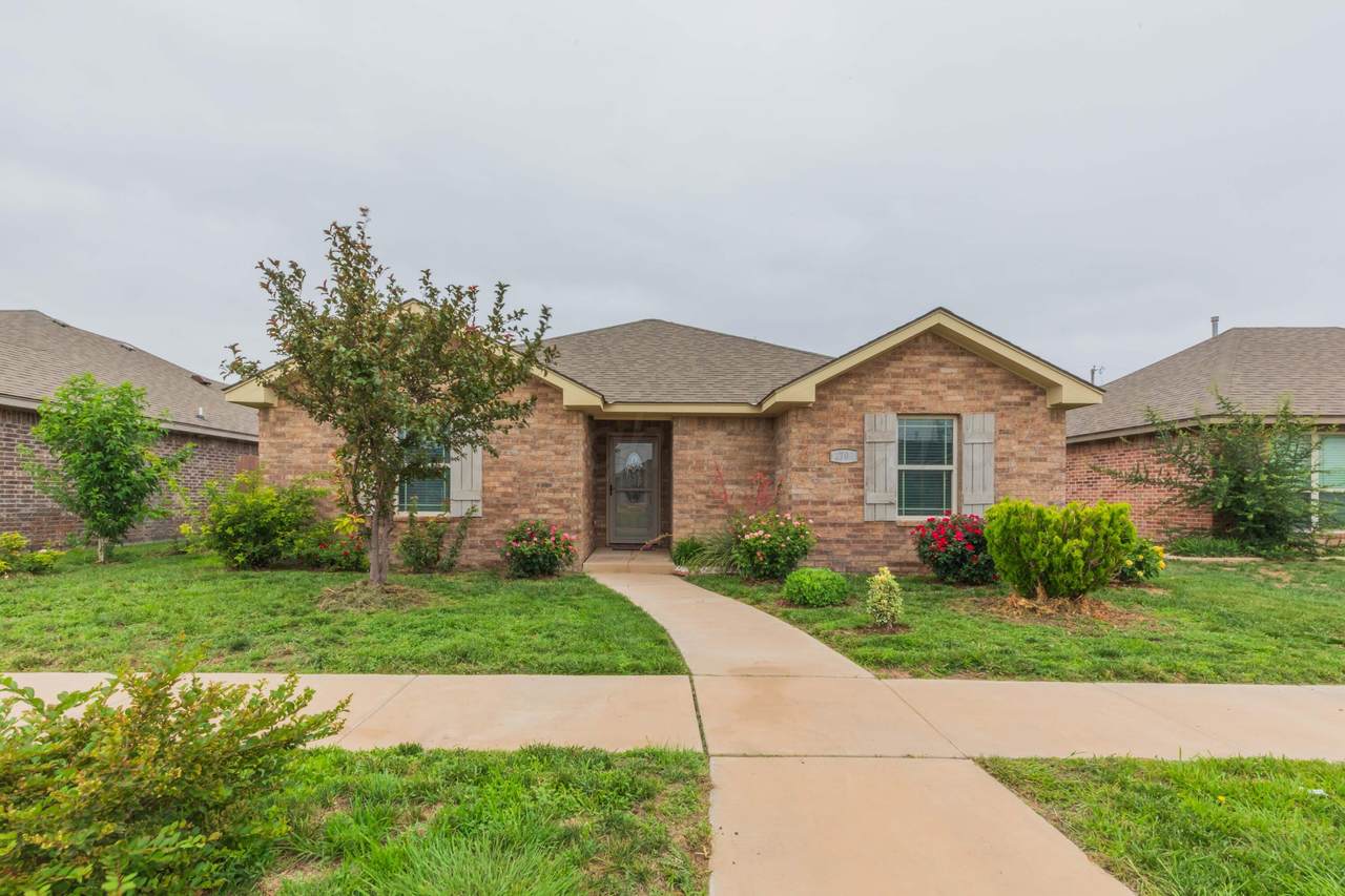 2708 Simkins Lane - Photo 1