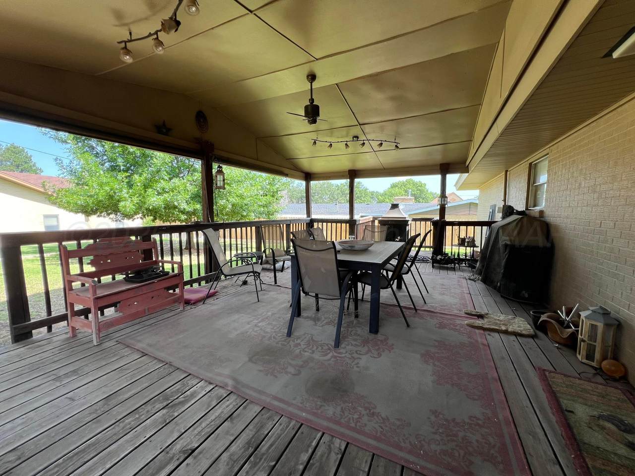 https://bt-photos.global.ssl.fastly.net/amarillo/1280_boomver_1_26-5050-2.jpg