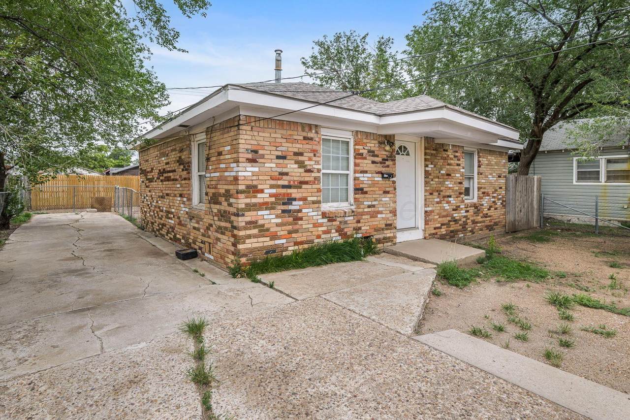819-B Apache Street - Photo 1