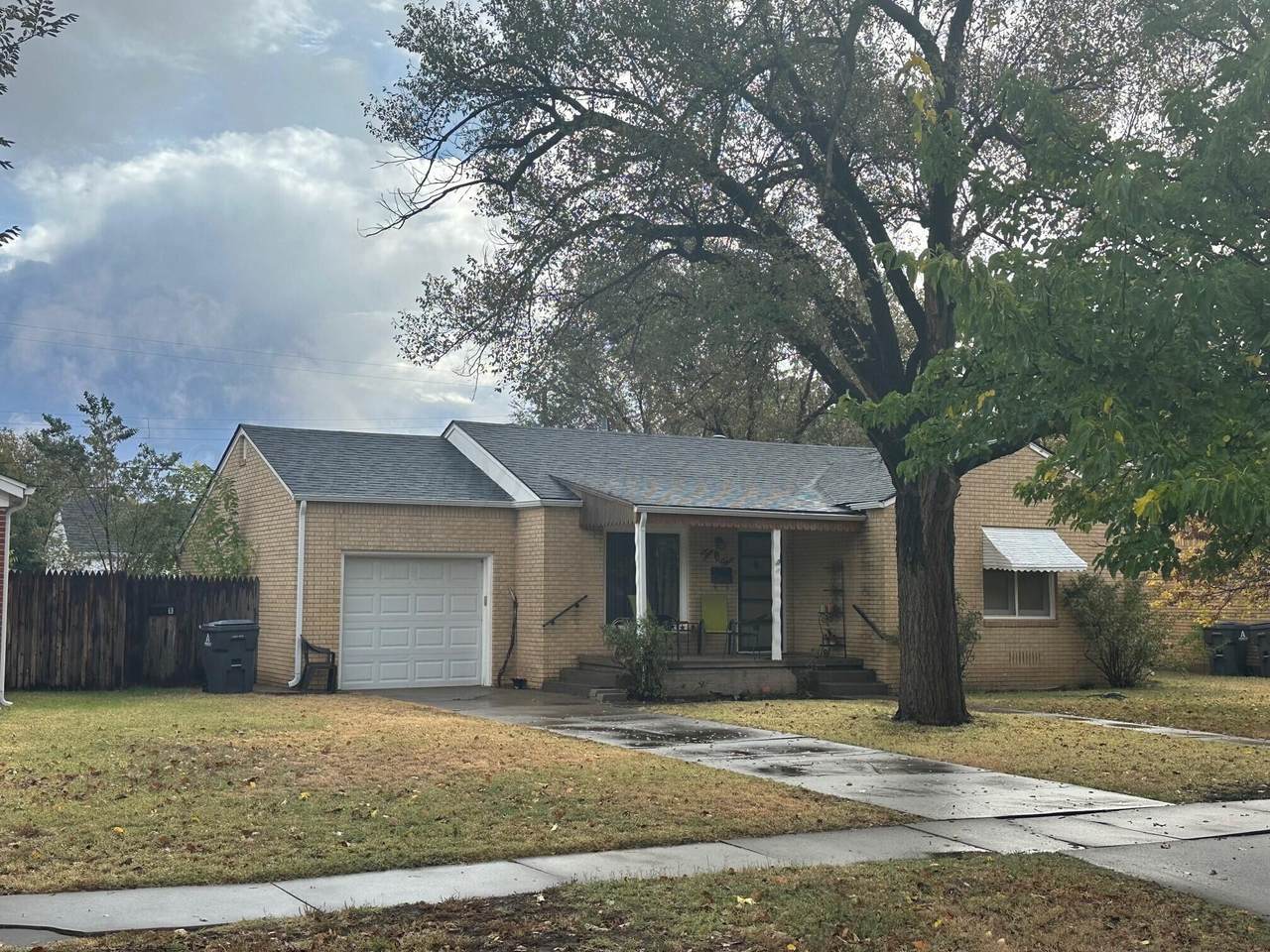 1005 Milam Street - Photo 1