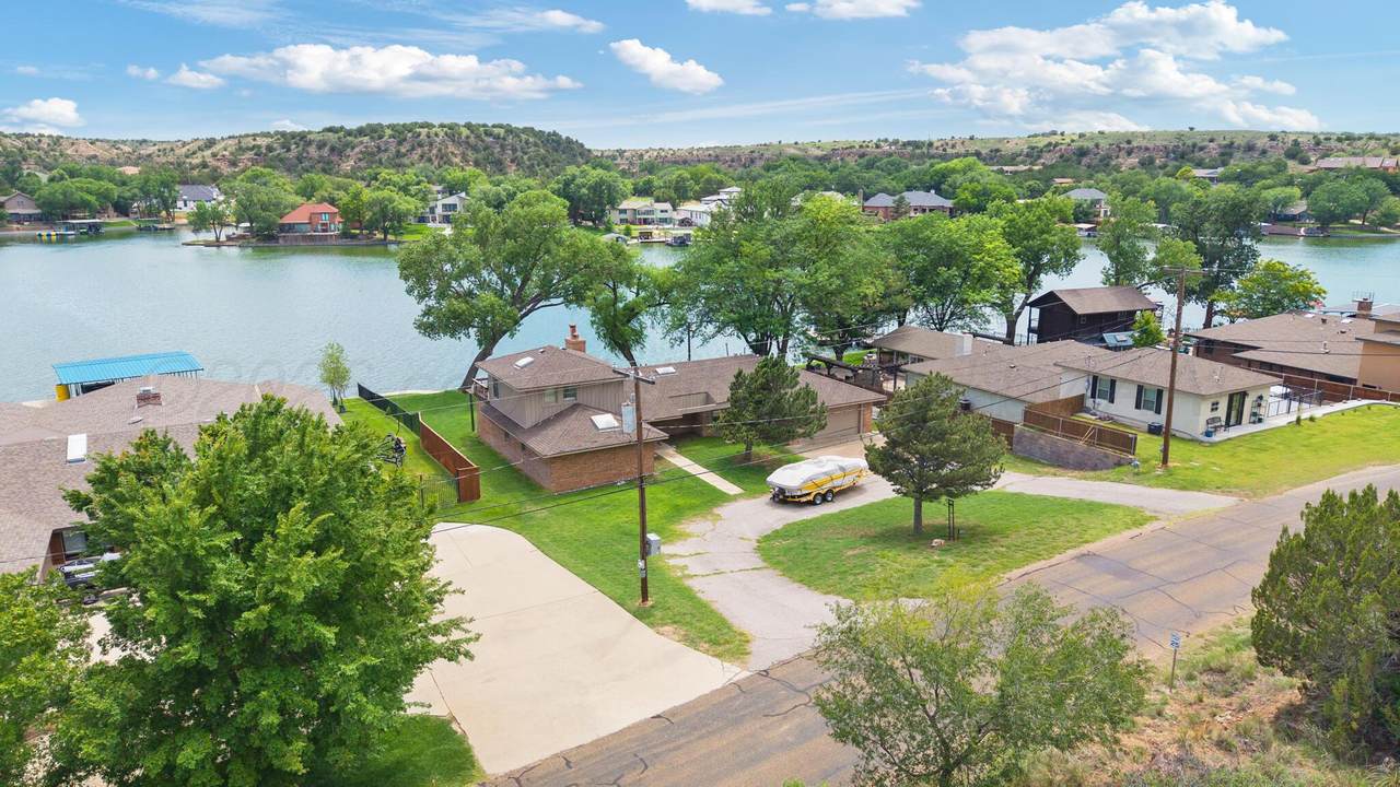 326 Shore Drive - Photo 1