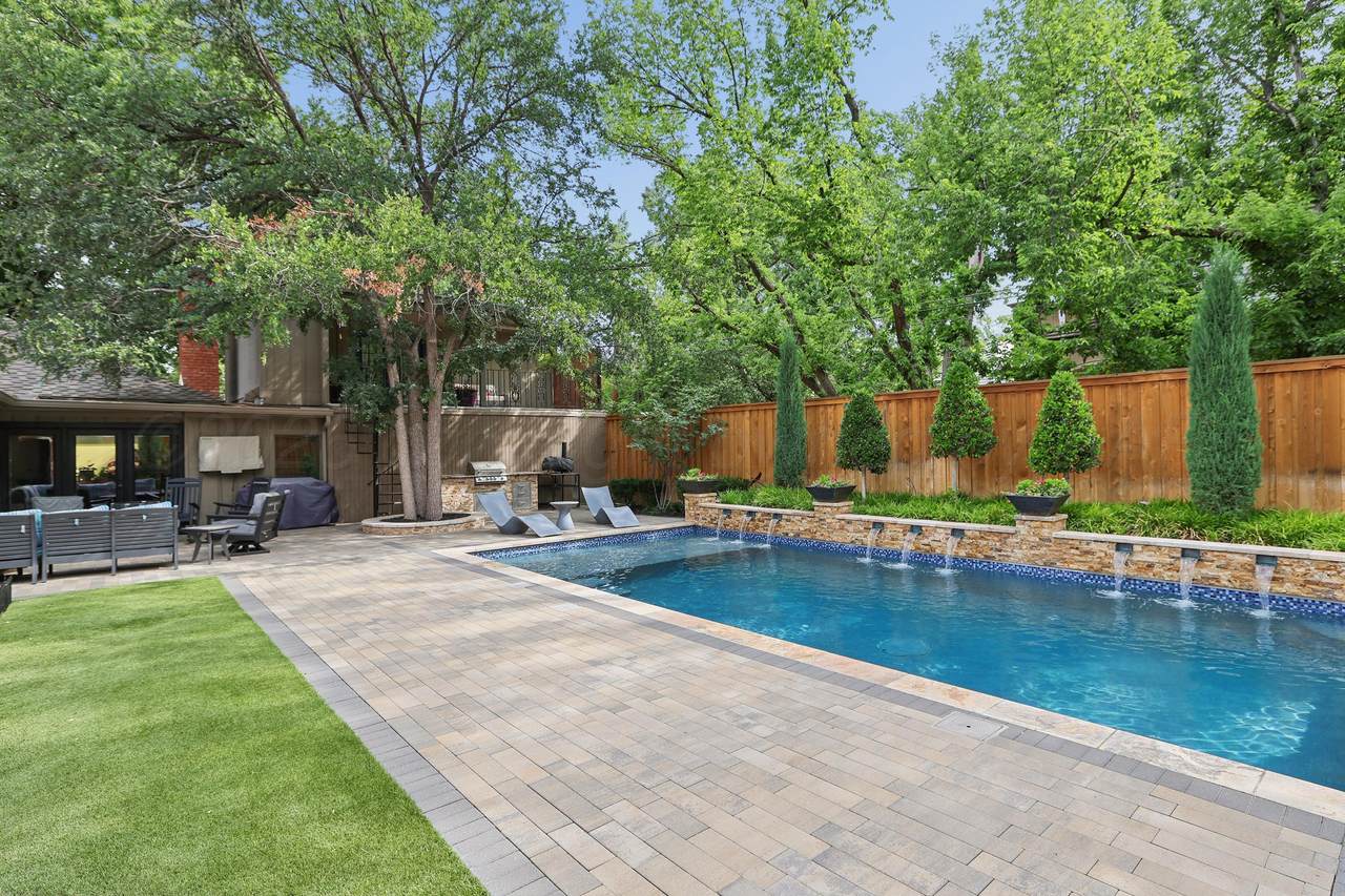 3203 Hawthorne Drive - Photo 1