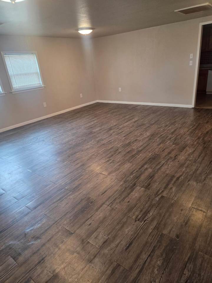 1200 Saint Francis Unit B Avenue - Photo 1