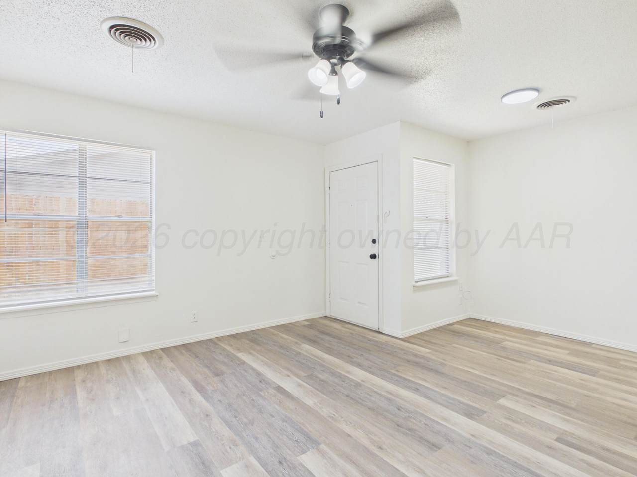 https://bt-photos.global.ssl.fastly.net/amarillo/1280_boomver_1_26-5576-2.jpg