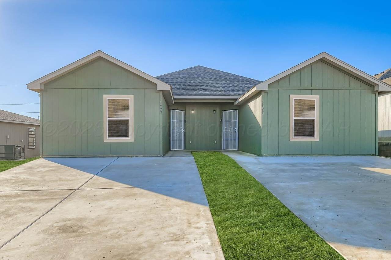 1423 16TH Avenue - Photo 1