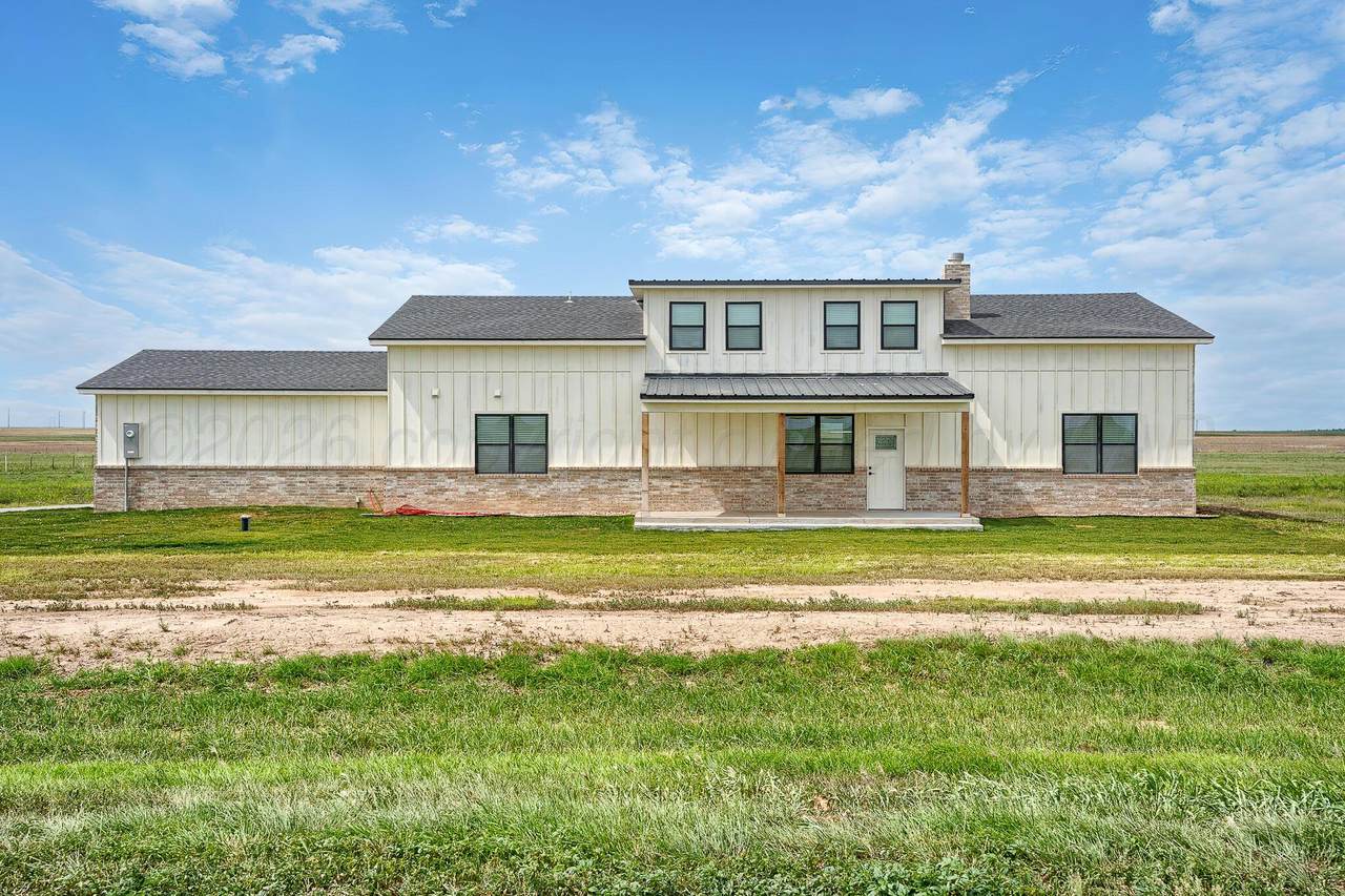 21150 Farmers Avenue - Photo 1