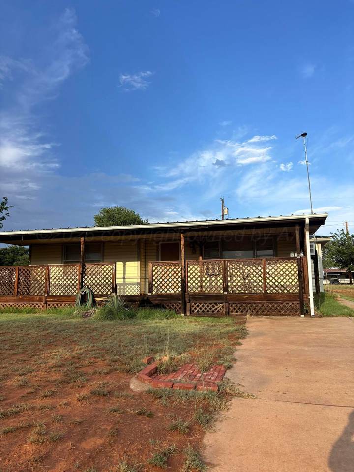 221 Sage Lane - Photo 1