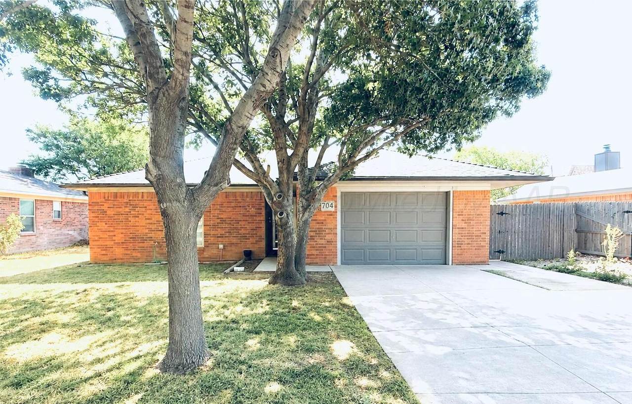 704 Floyd Avenue - Photo 1