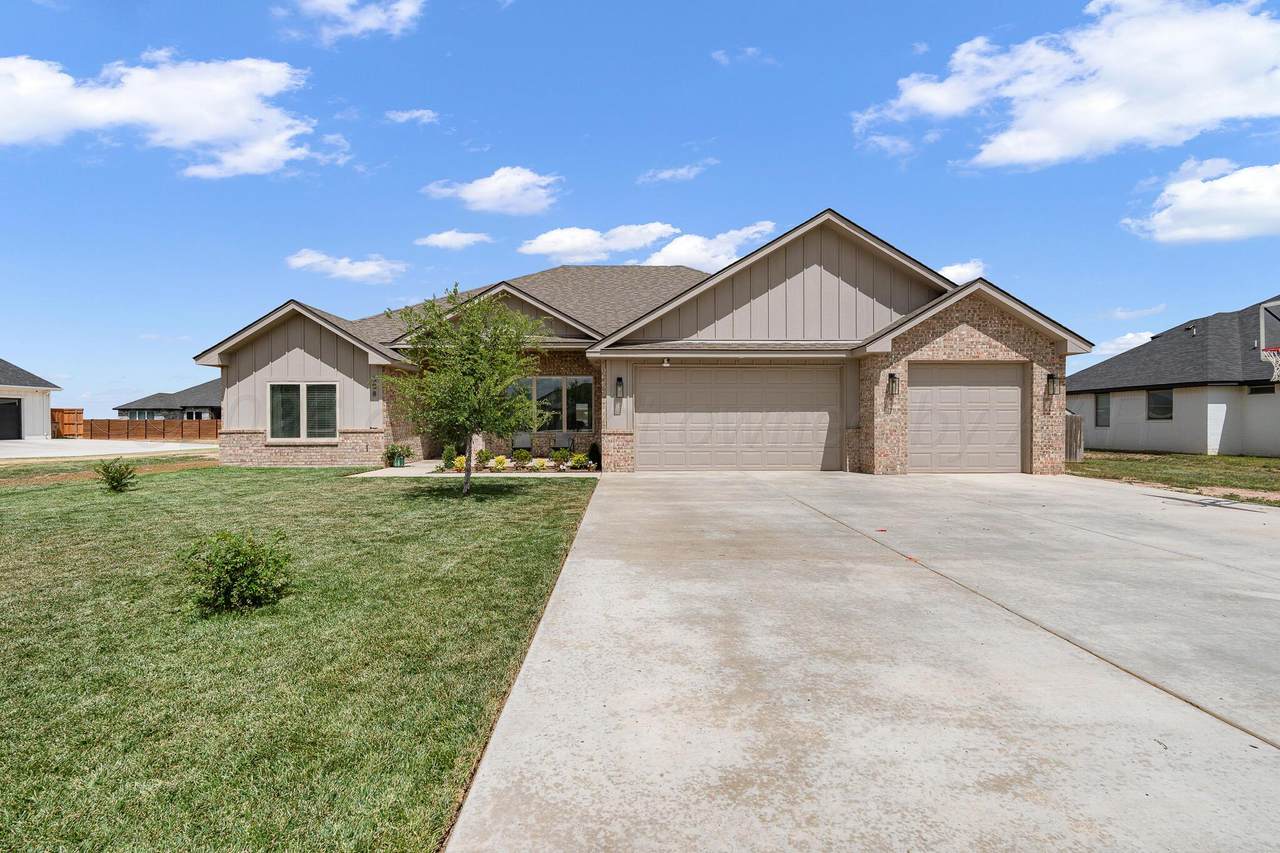508 Country Club Drive - Photo 1