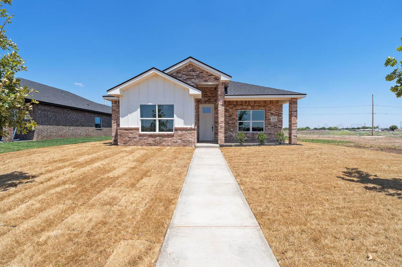 1903 Living Water Drive - Photo 1