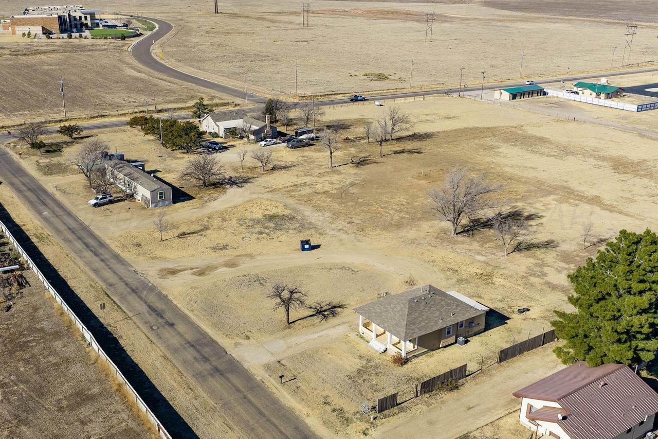 10101 Western - Photo 1