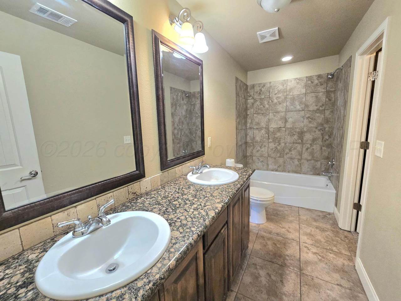 https://bt-photos.global.ssl.fastly.net/amarillo/1280_boomver_1_26-6043-2.jpg