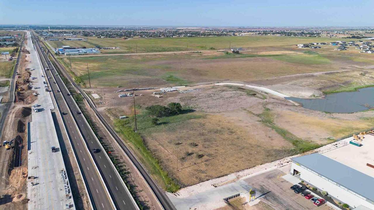  8.4 Ac Interstate 27 - Photo 1