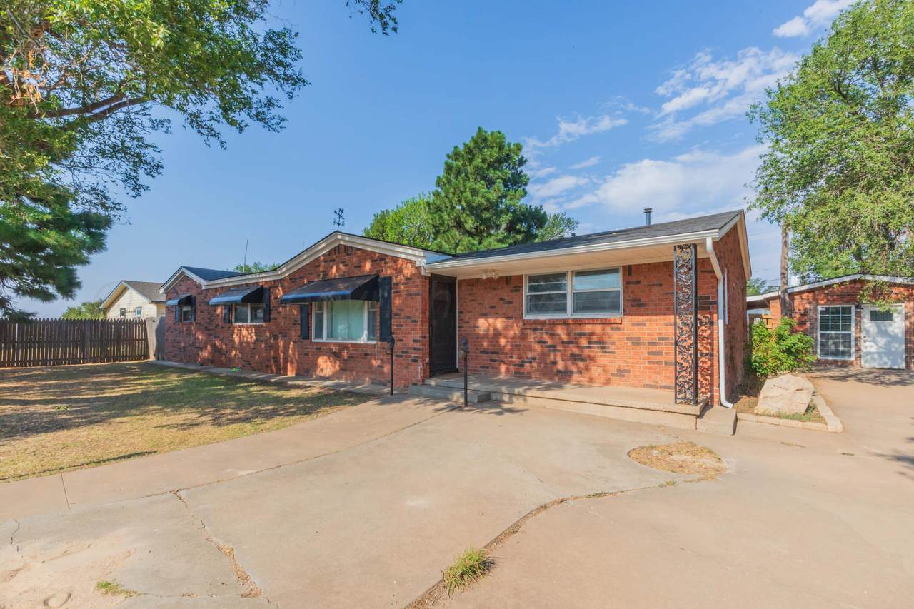2406 Smiser Street - Photo 1