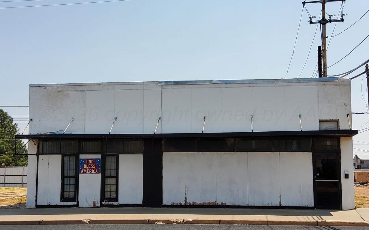 411 Main Street - Photo 1