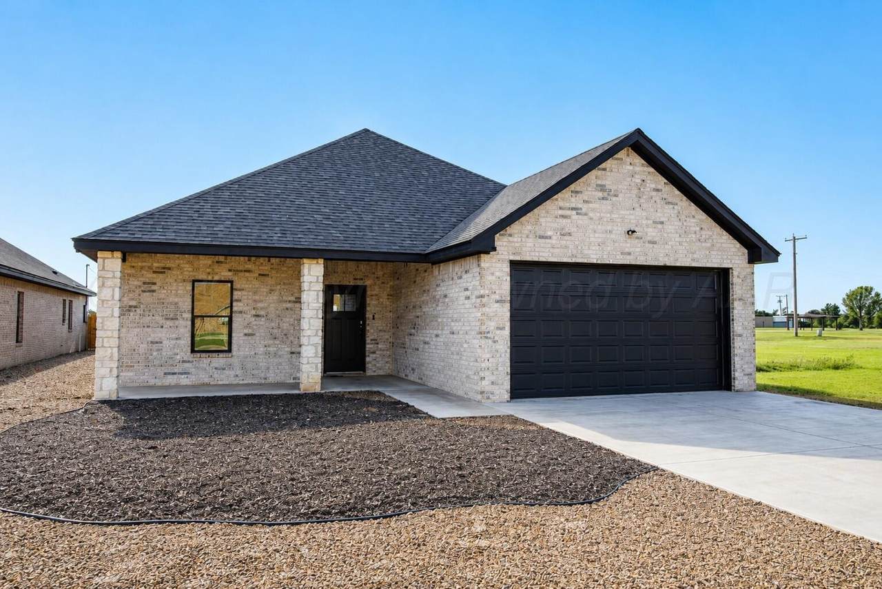 1505 Main Street - Photo 1