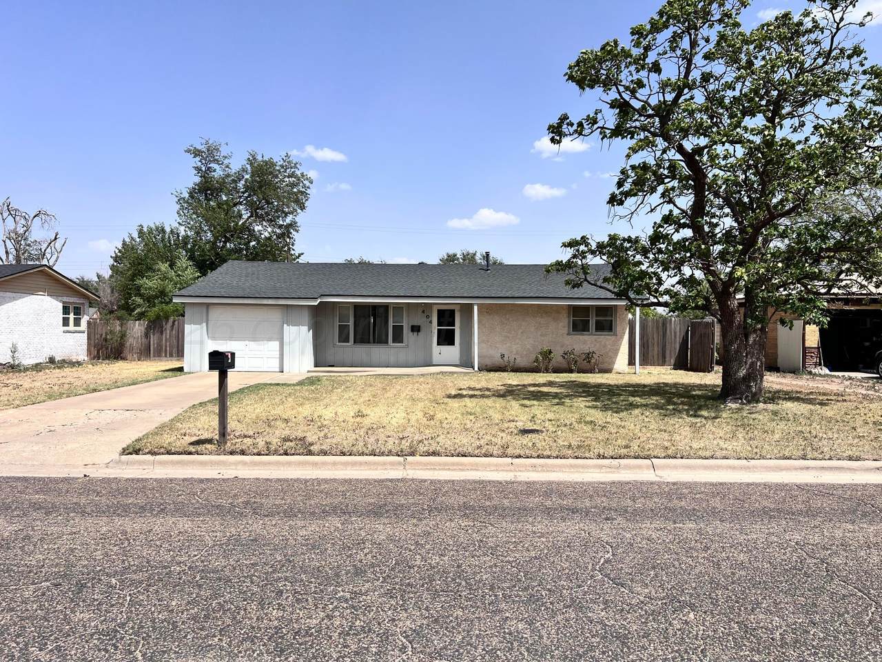 404 Avenue J - Photo 1