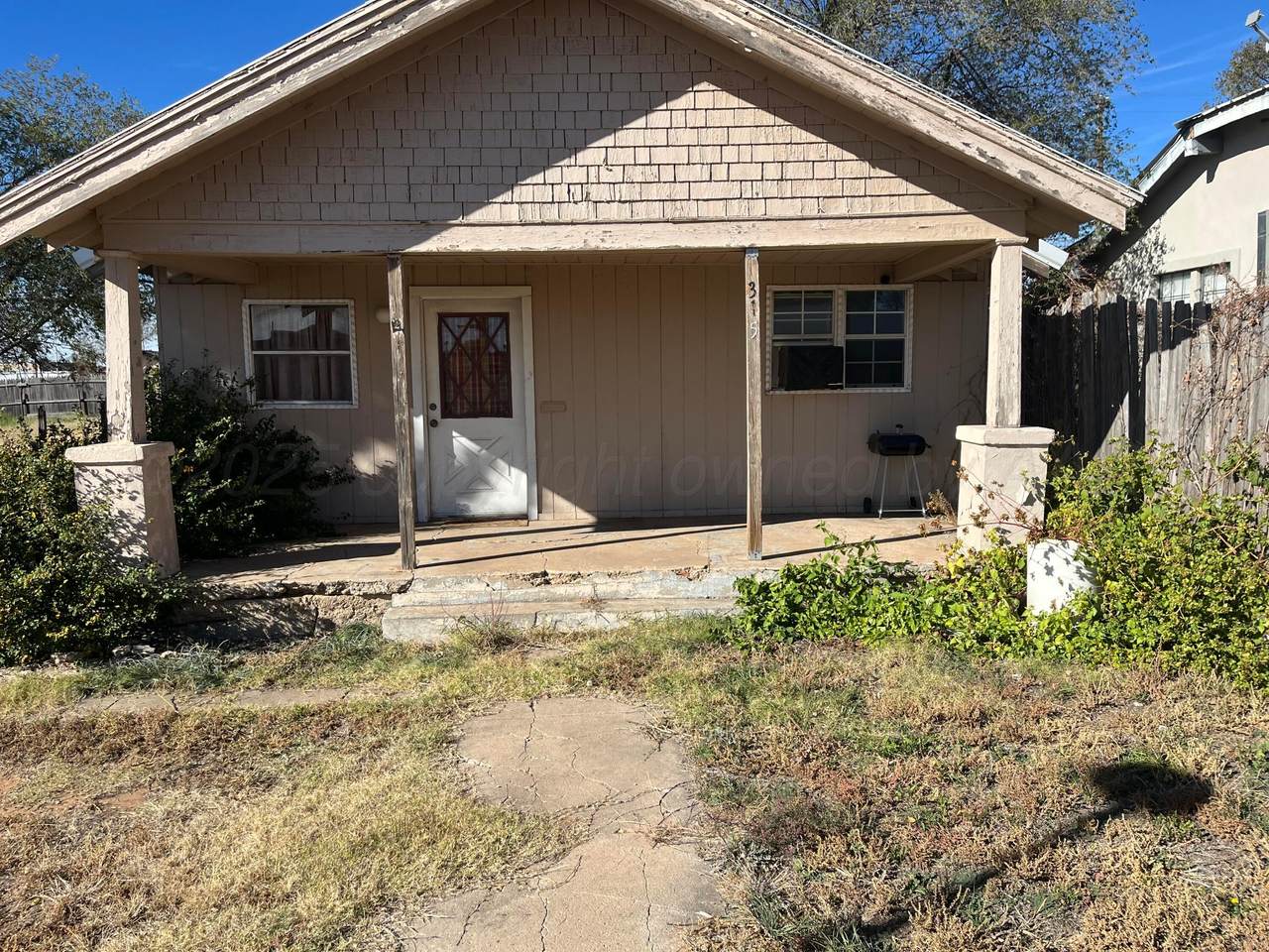 315 Hedgecoke Street - Photo 1