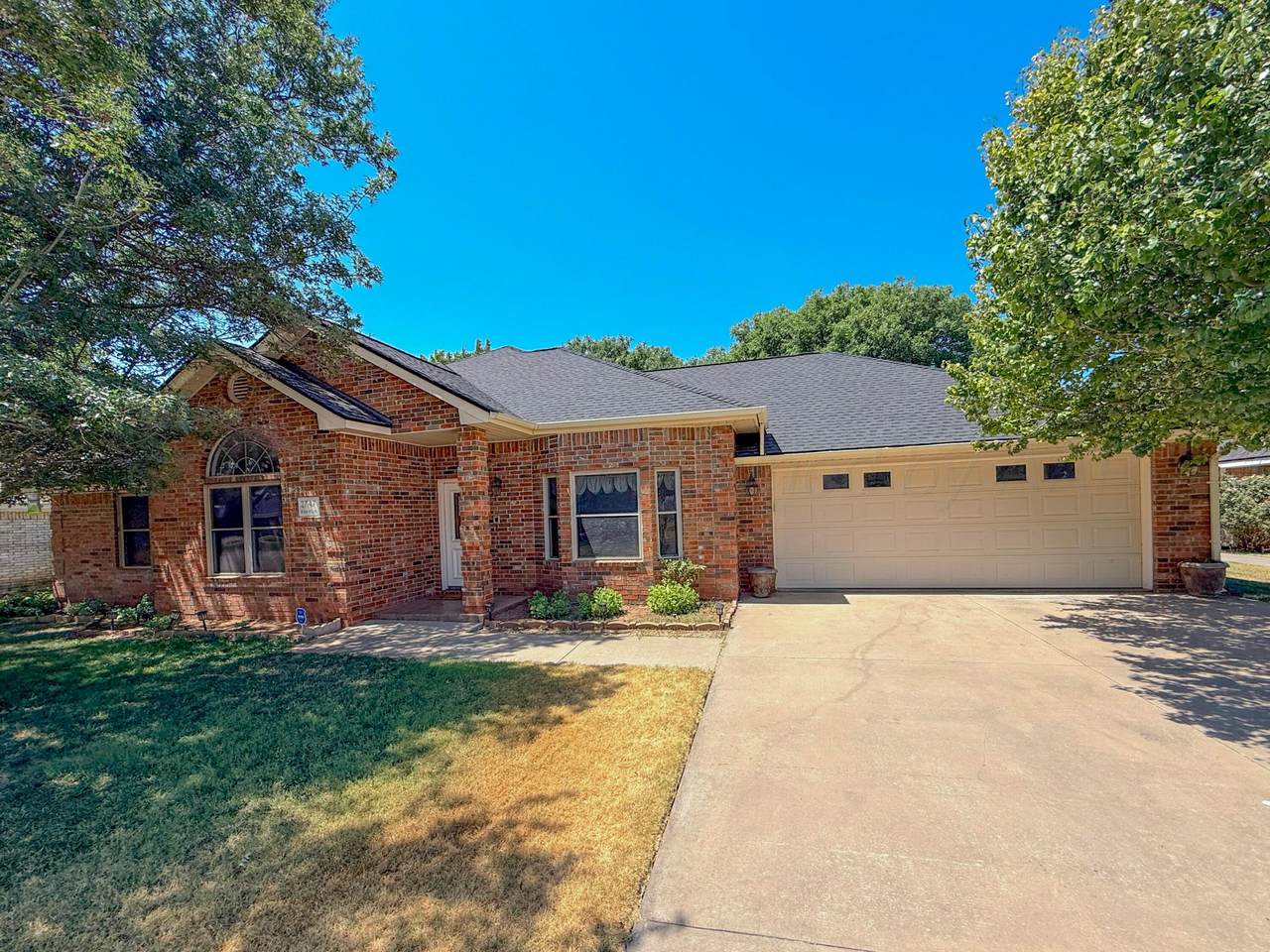 2747 Beech Lane - Photo 1