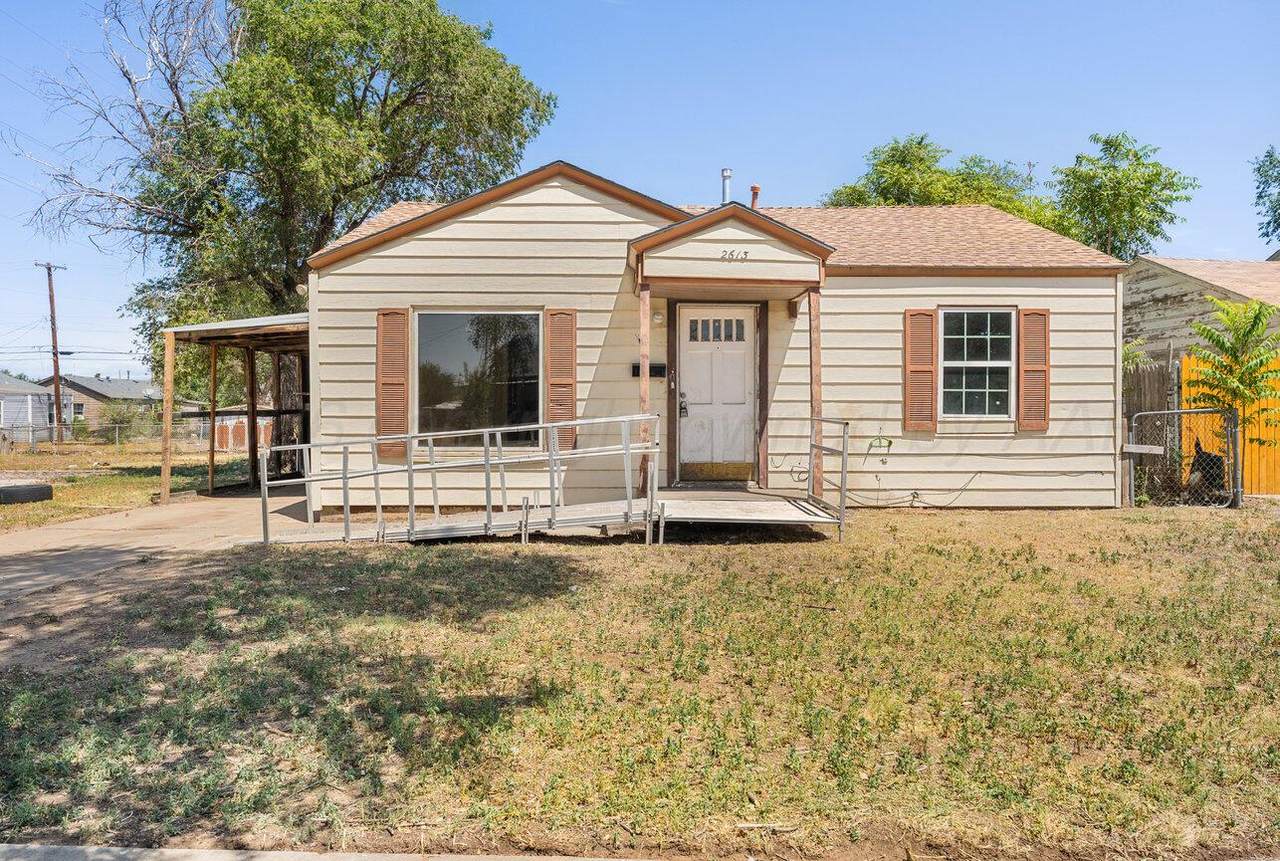 2613 Sanborn Street - Photo 1