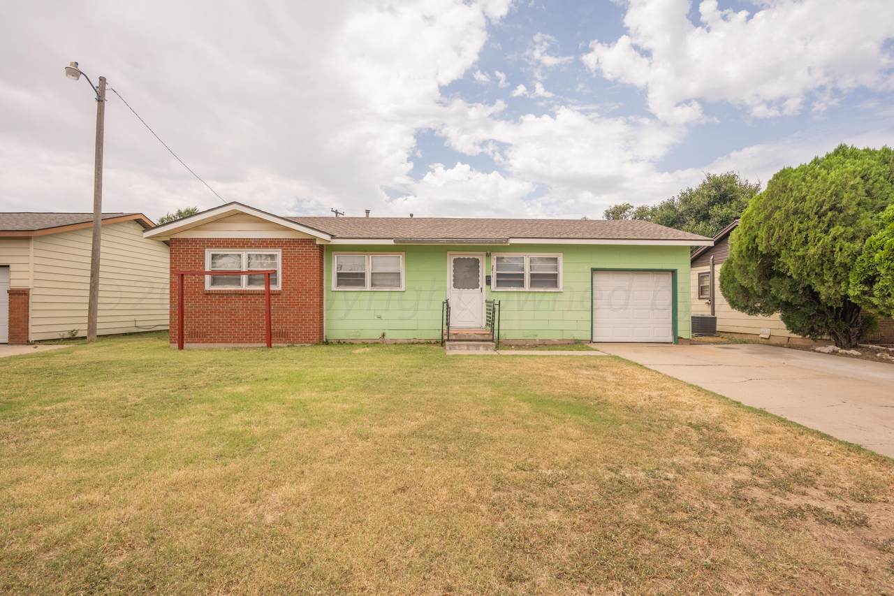 2411 Vernon Street - Photo 1