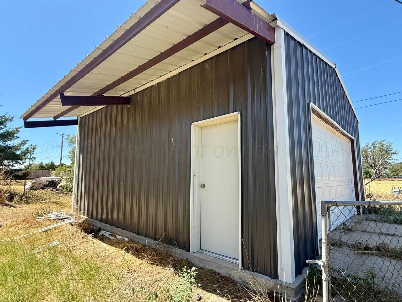 1000 Clark Avenue - Photo 1