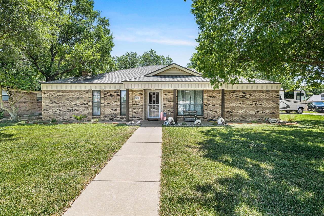 7237 Kings Place - Photo 1