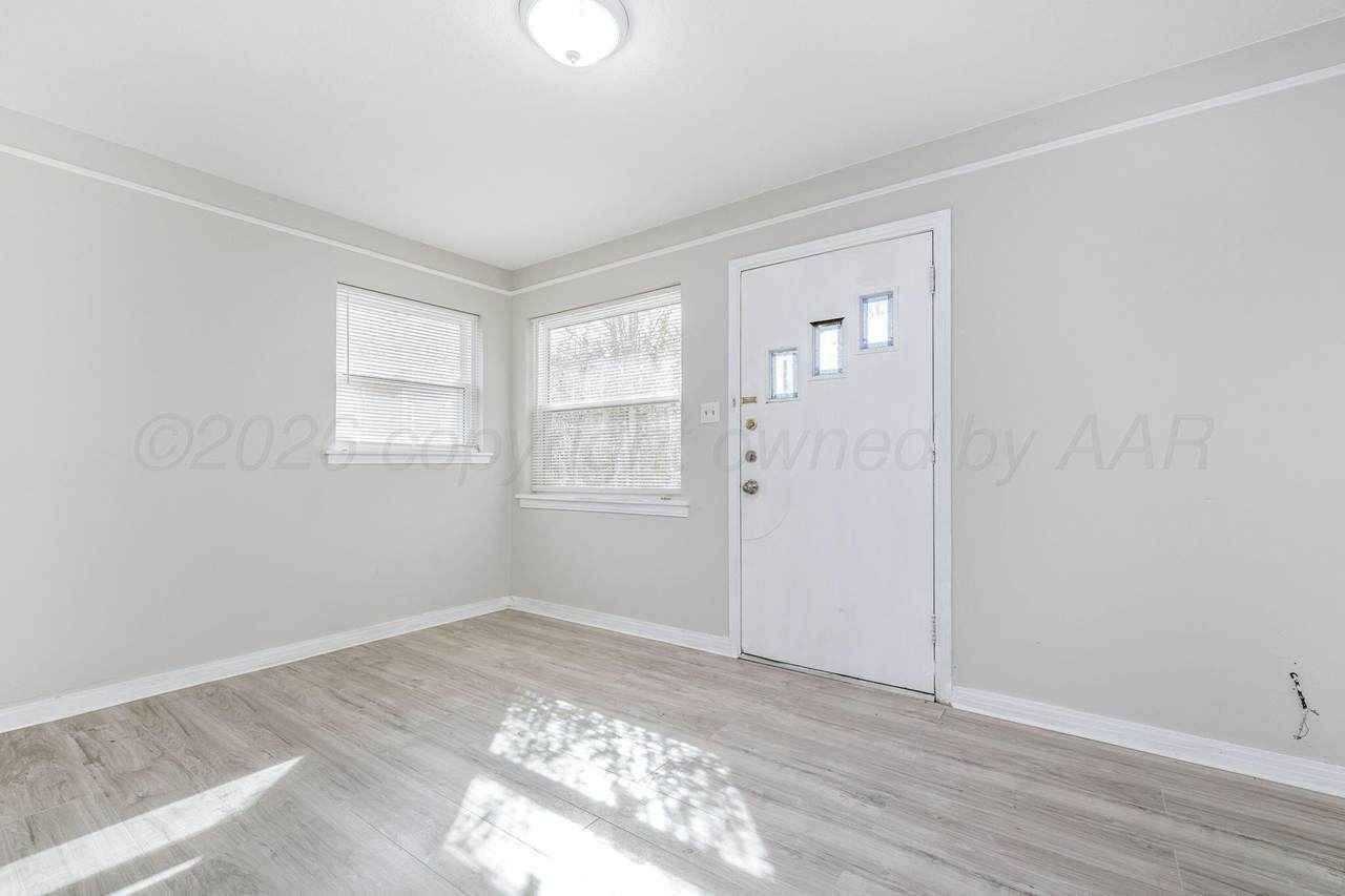 2306 8TH #3 Avenue - Photo 1