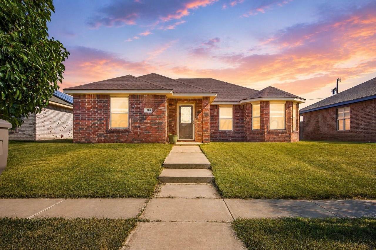 1303 Fox Terrier Avenue - Photo 1