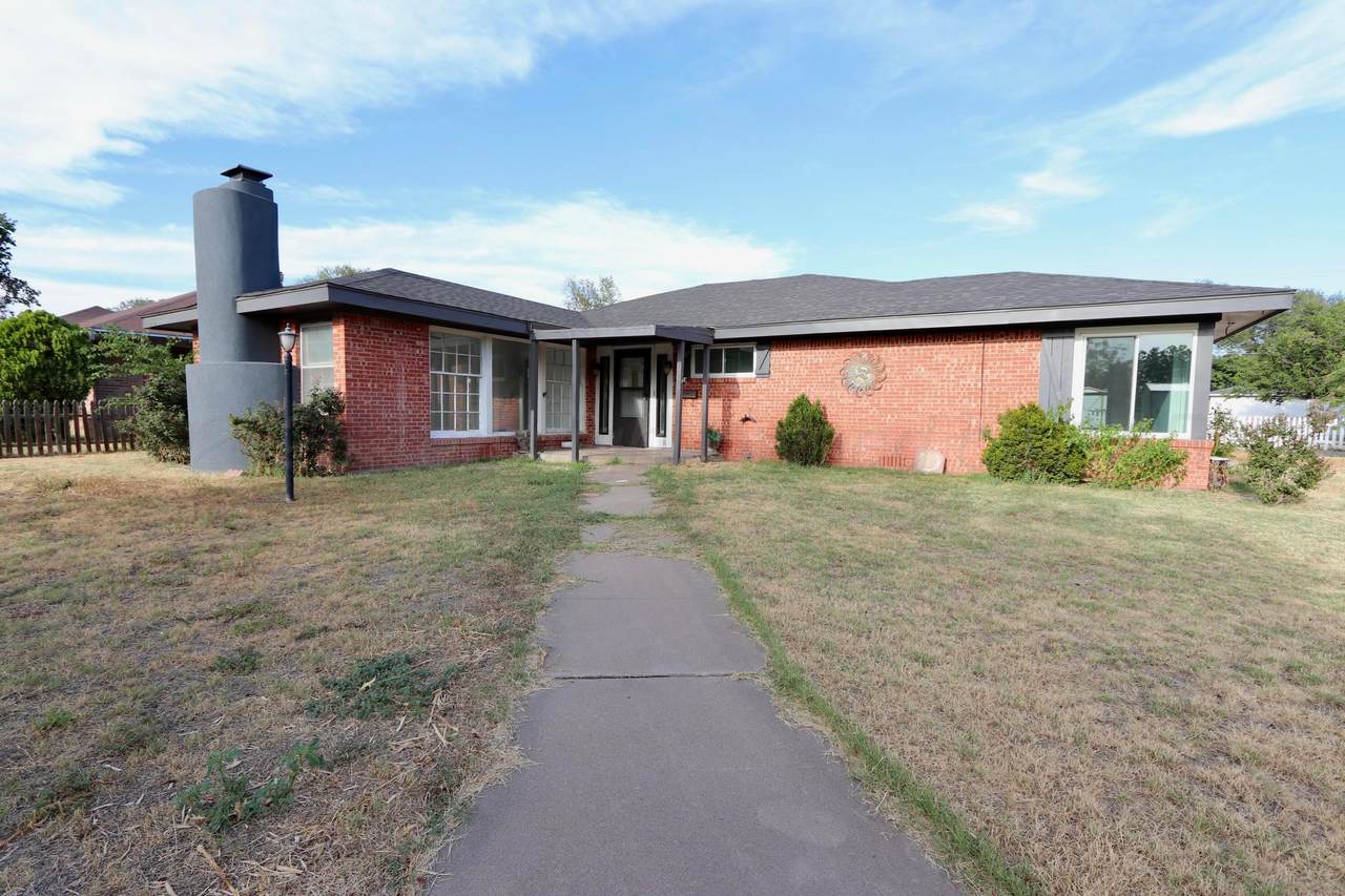 2041 Travis Street - Photo 1