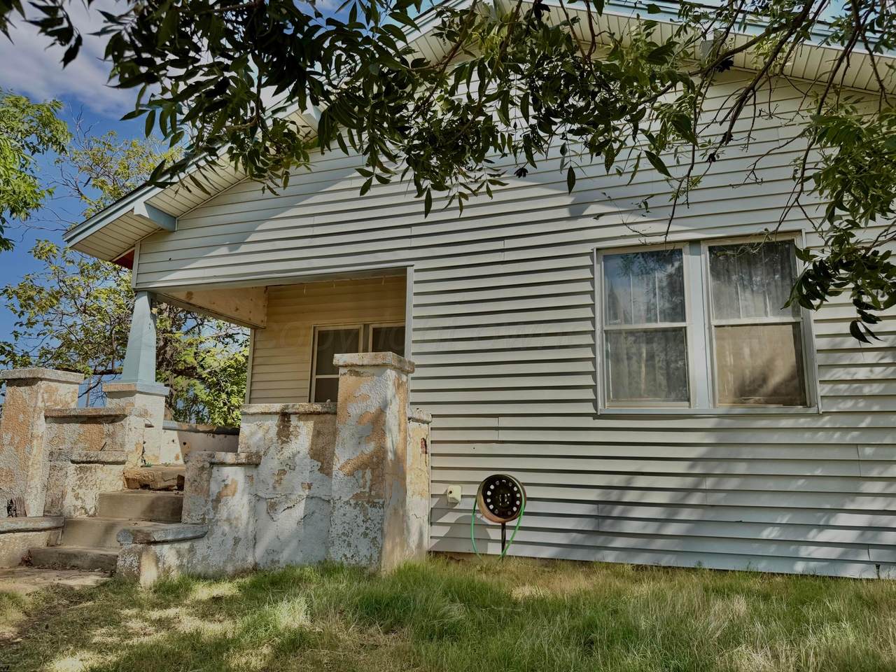 305 Wheeler Avenue - Photo 1