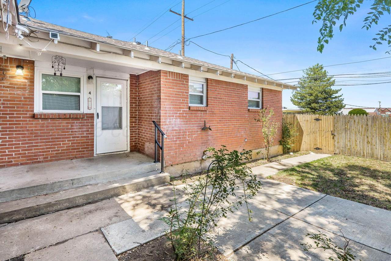 2304 8TH #4 Avenue - Photo 1