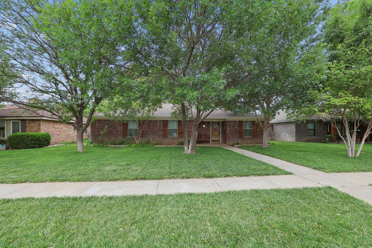4030 Montague Drive - Photo 1
