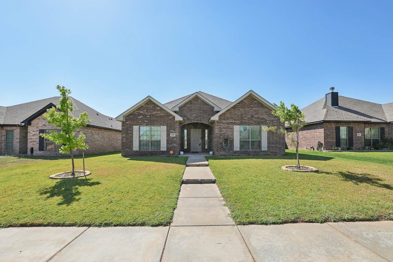 9309 Heritage Hills Parkway - Photo 1