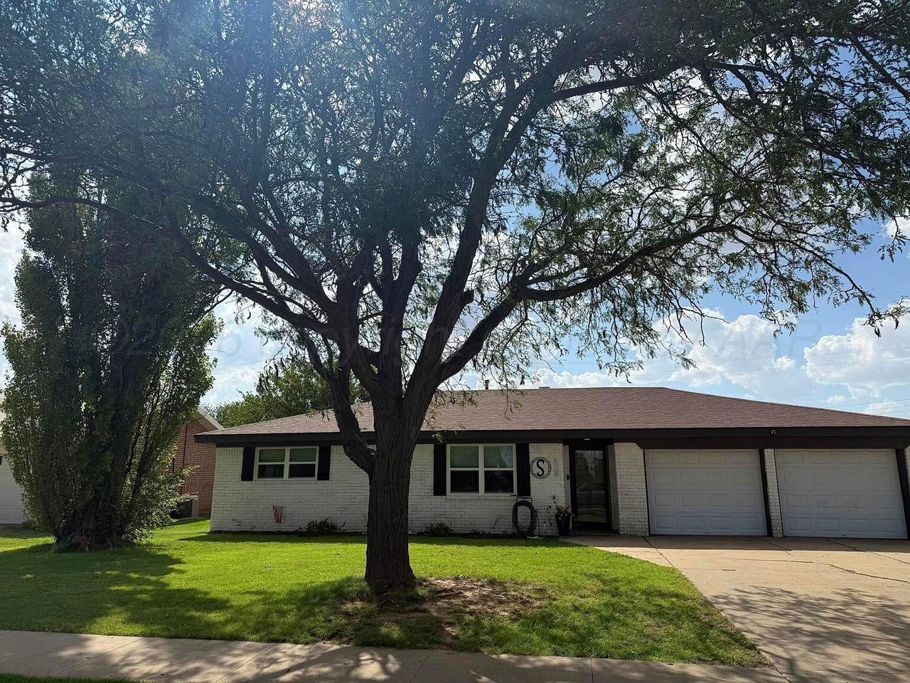 828 Jordan - Photo 1