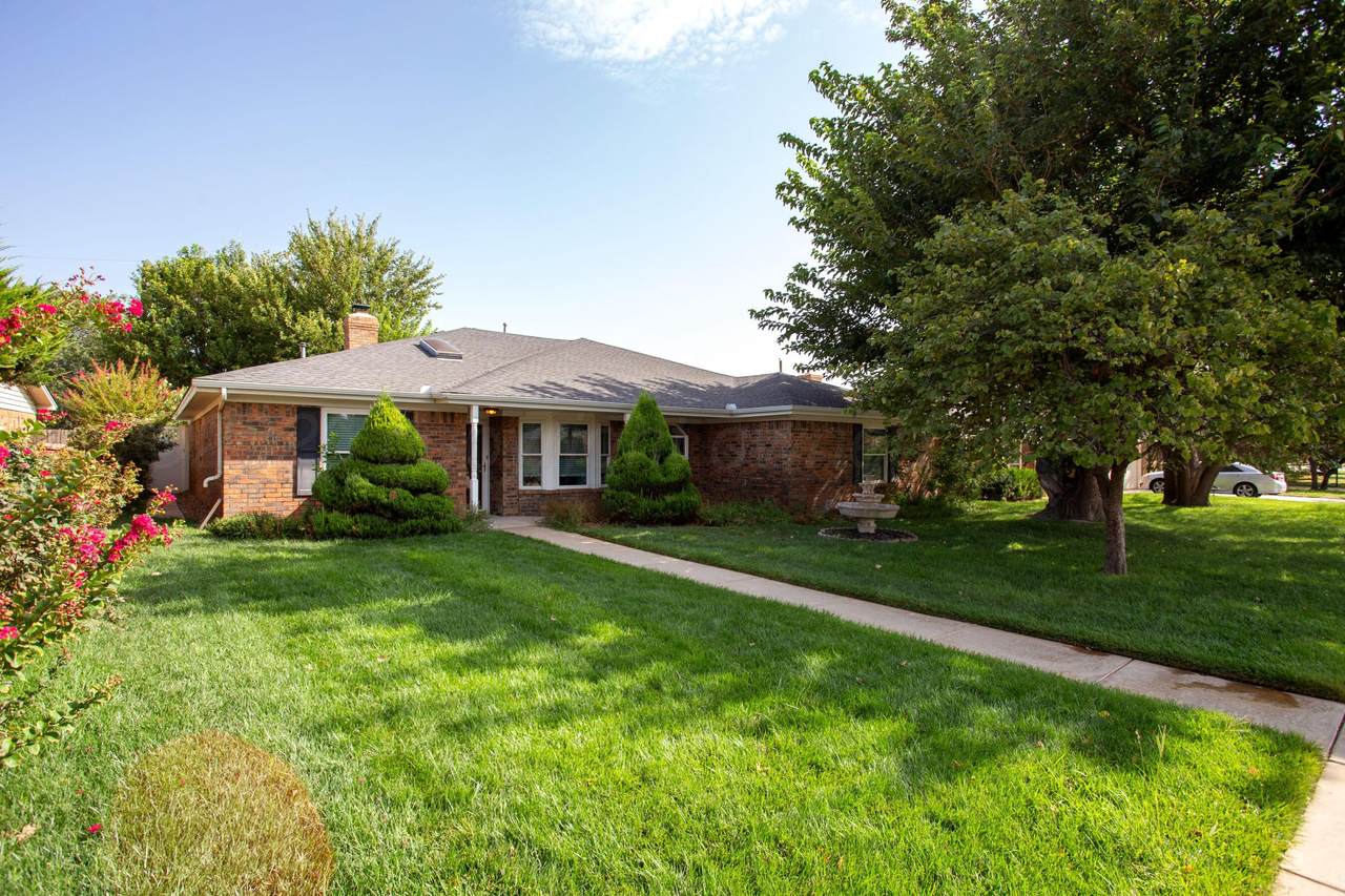 7922 Merchant Drive - Photo 1