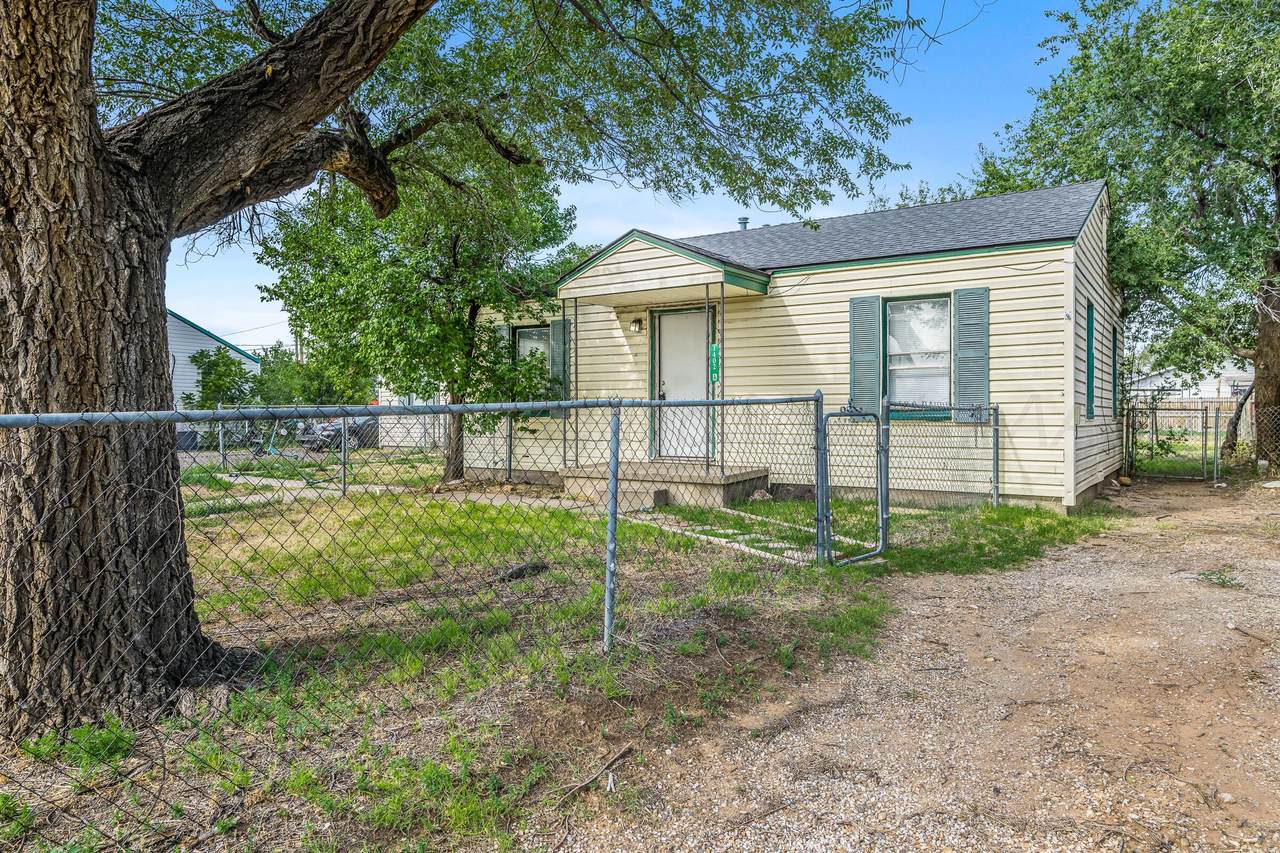 1402-A Dunaway Street - Photo 1