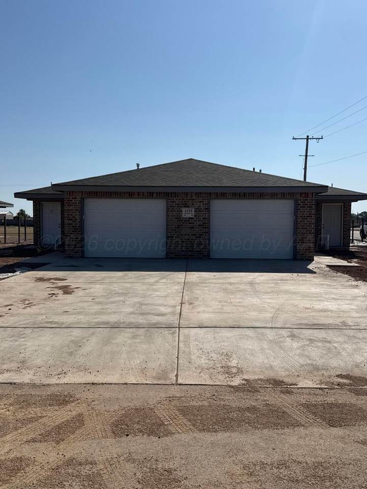 1123 Mesquite Street - Photo 1