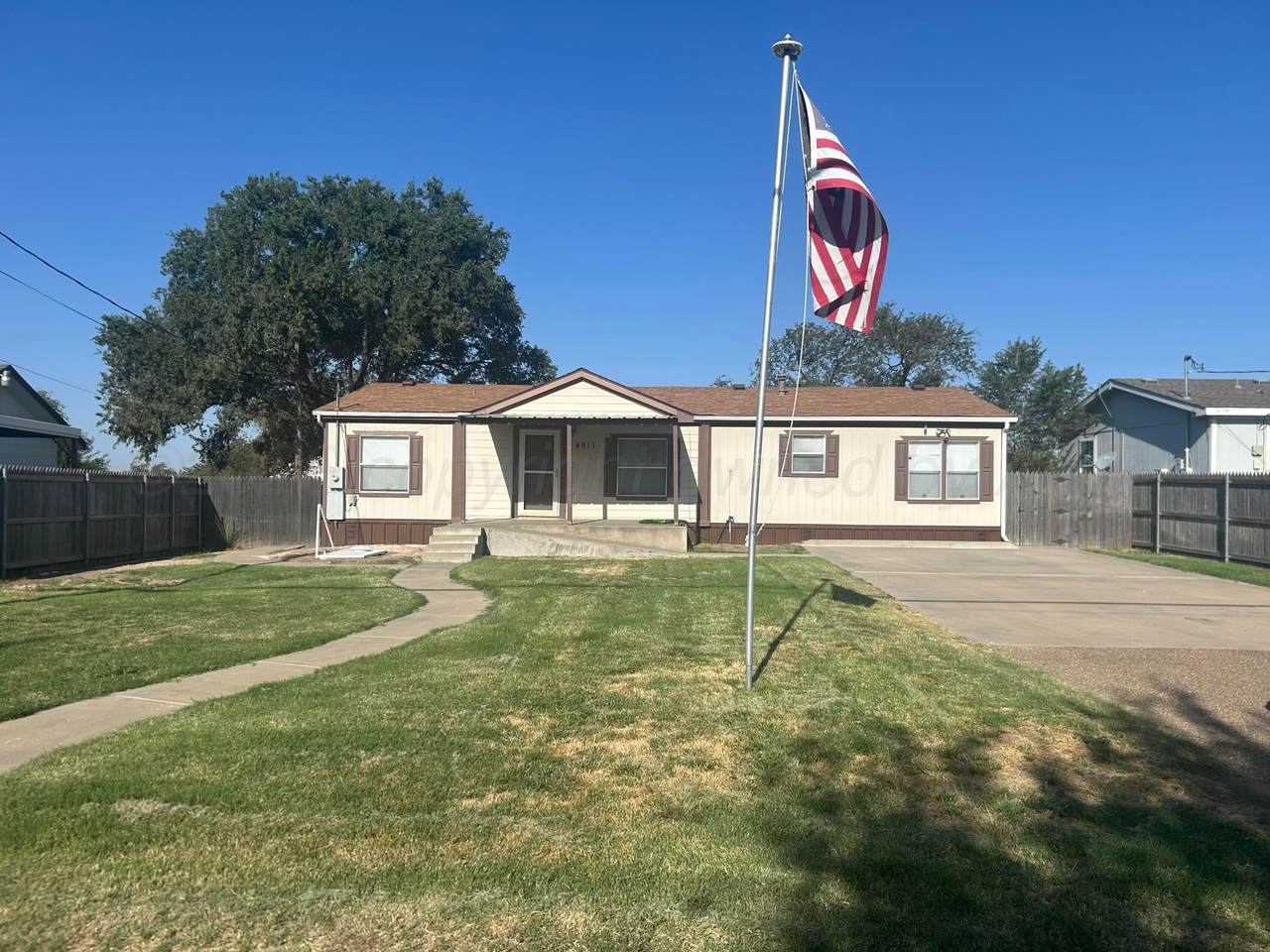 4611 Brown - Photo 1