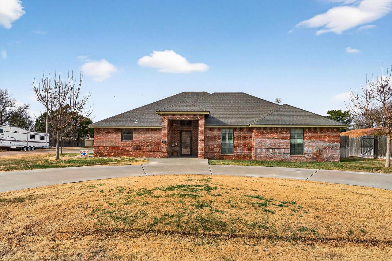 312 Dysart Street - Photo 1