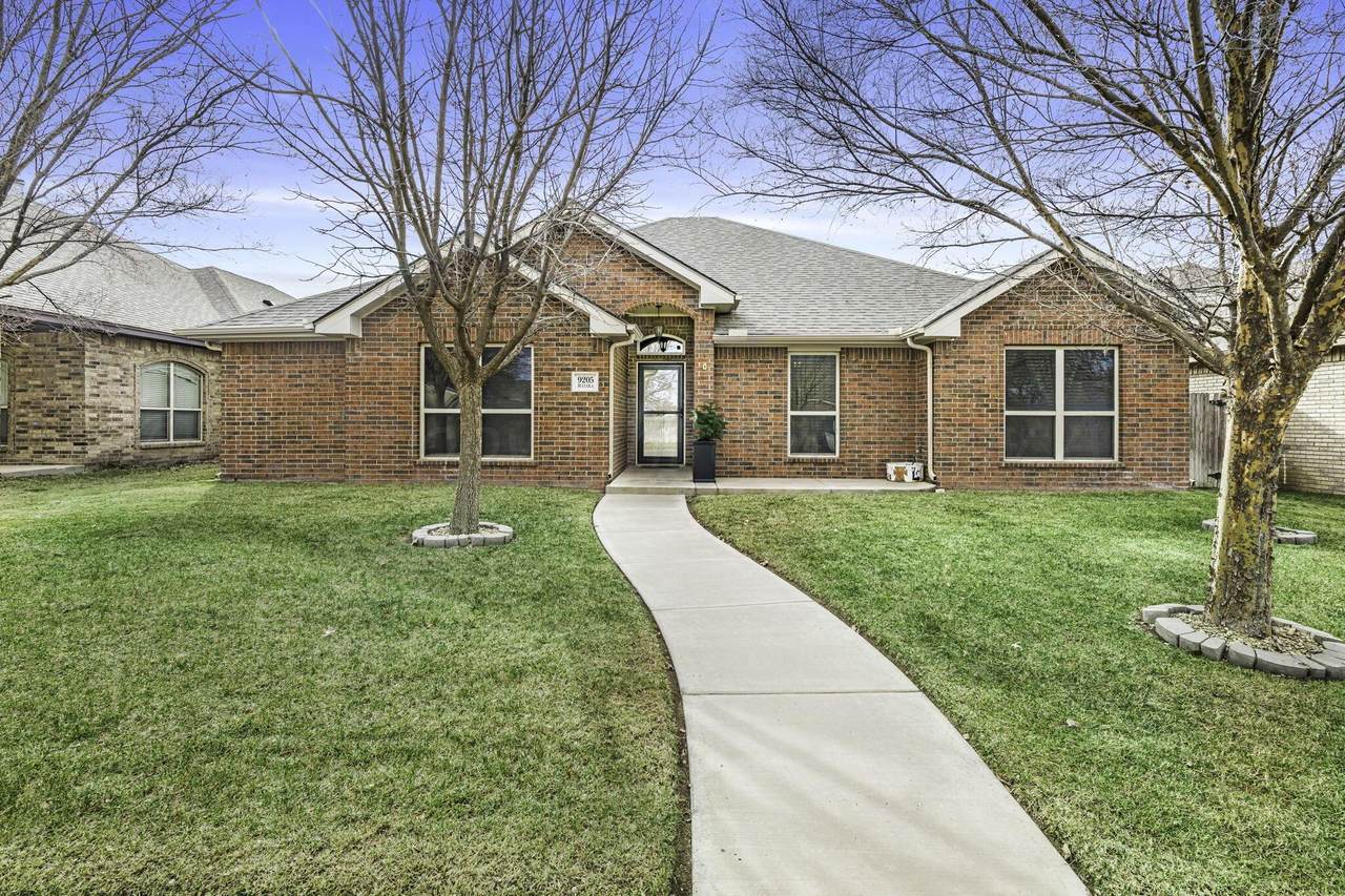 9205 Buccola Avenue - Photo 1