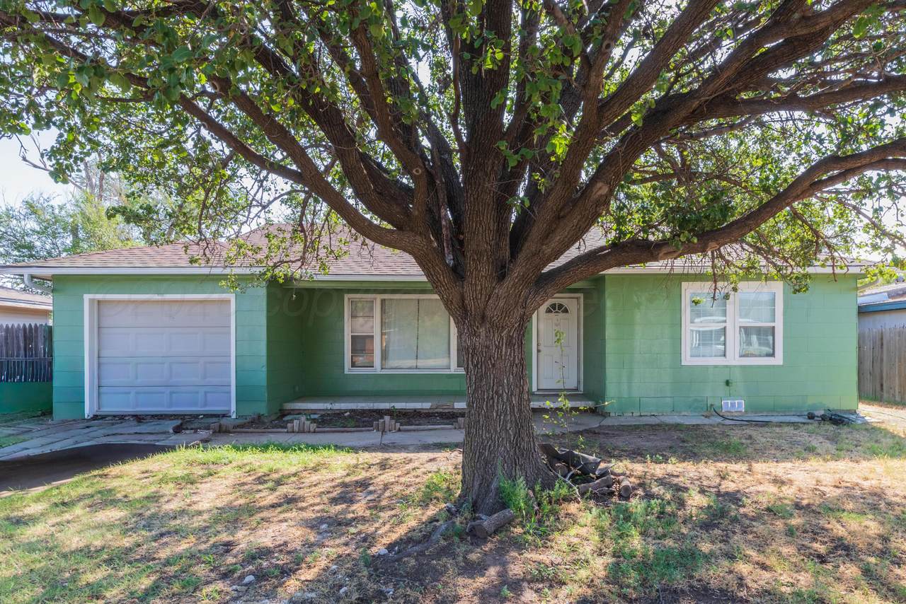 2114 Williston Street - Photo 1