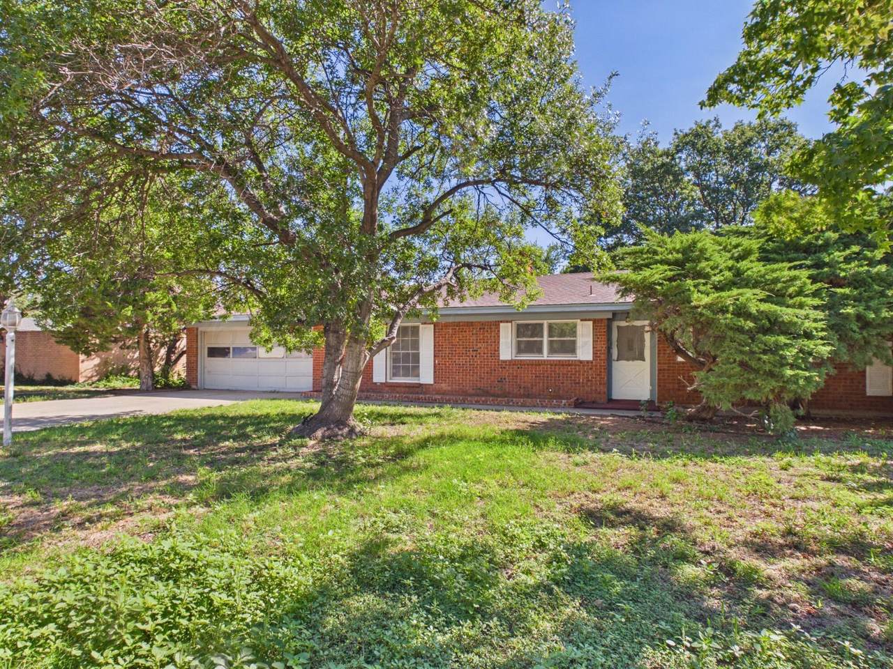122 Mulberry Drive - Photo 1