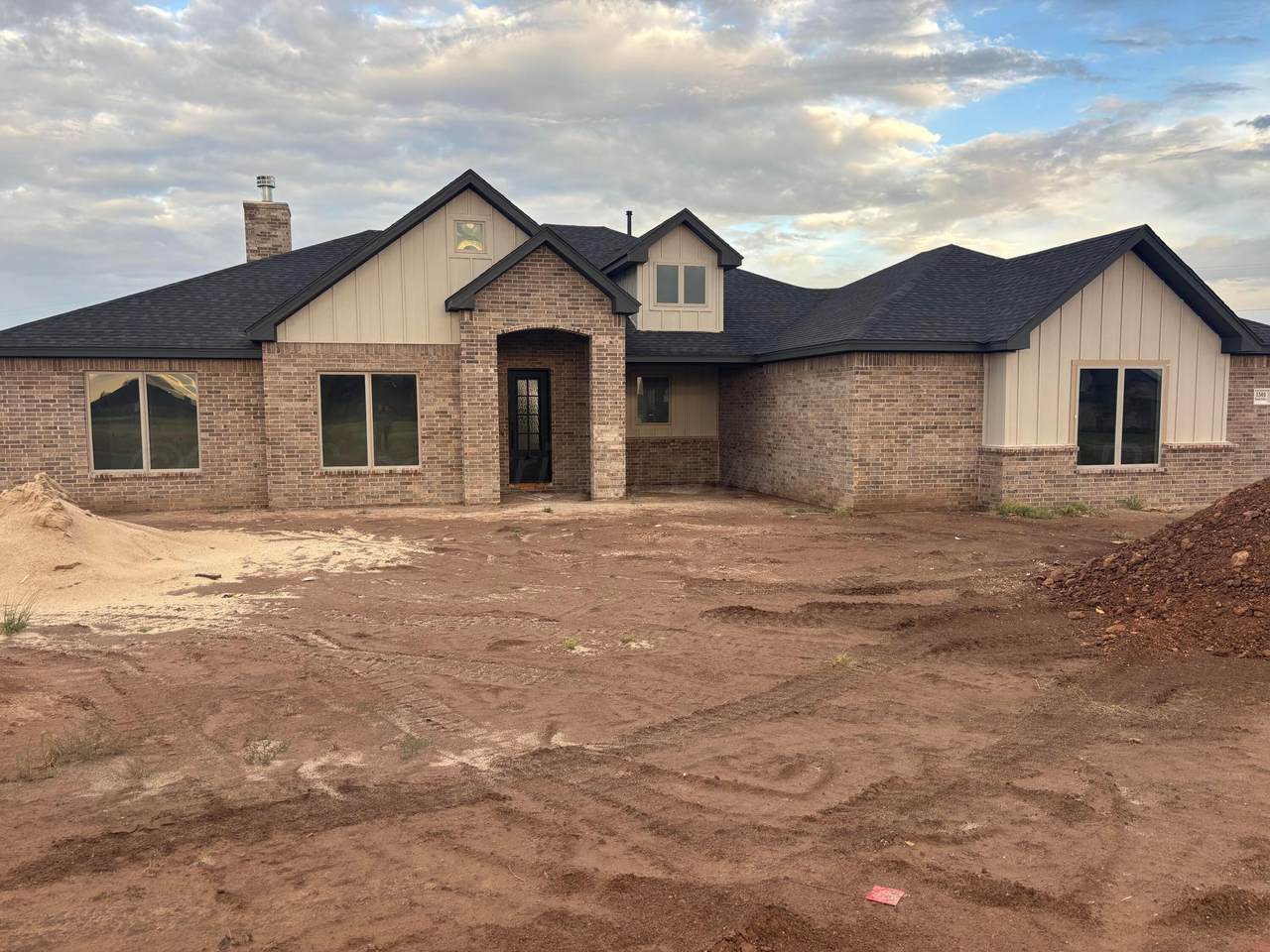 1501 Blakely Hollow Drive - Photo 1