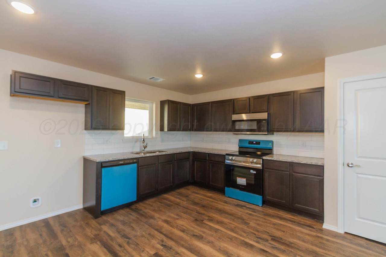 4402 Houlette Street - Photo 1