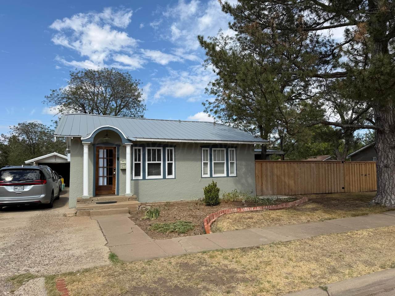 4246 12TH Avenue - Photo 1