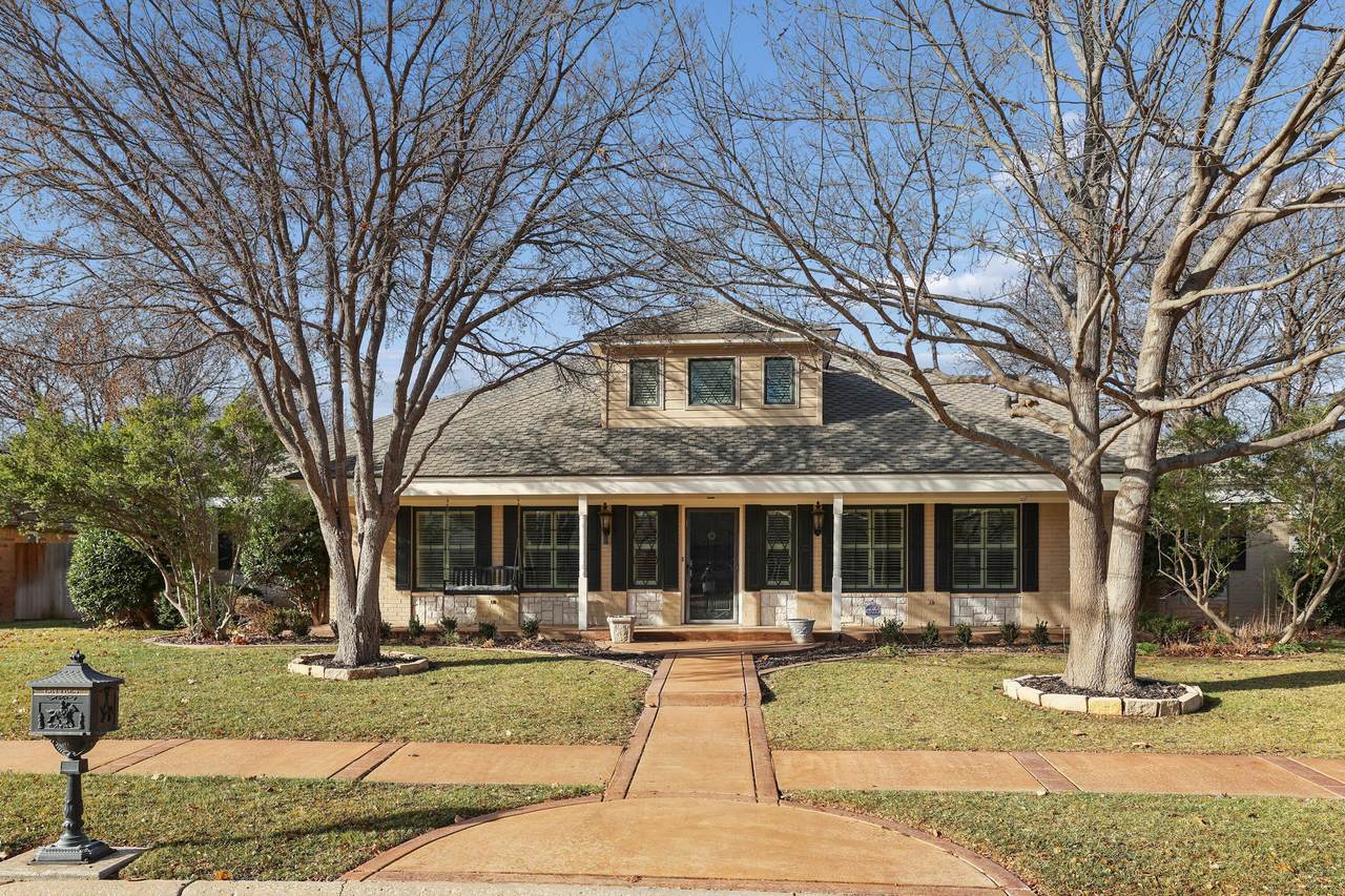 4214 Roxton Drive - Photo 1