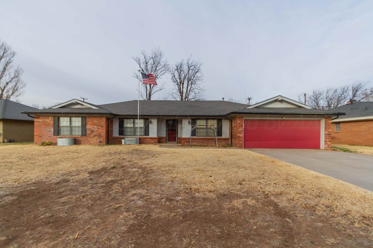  Address Not Published - Photo 1