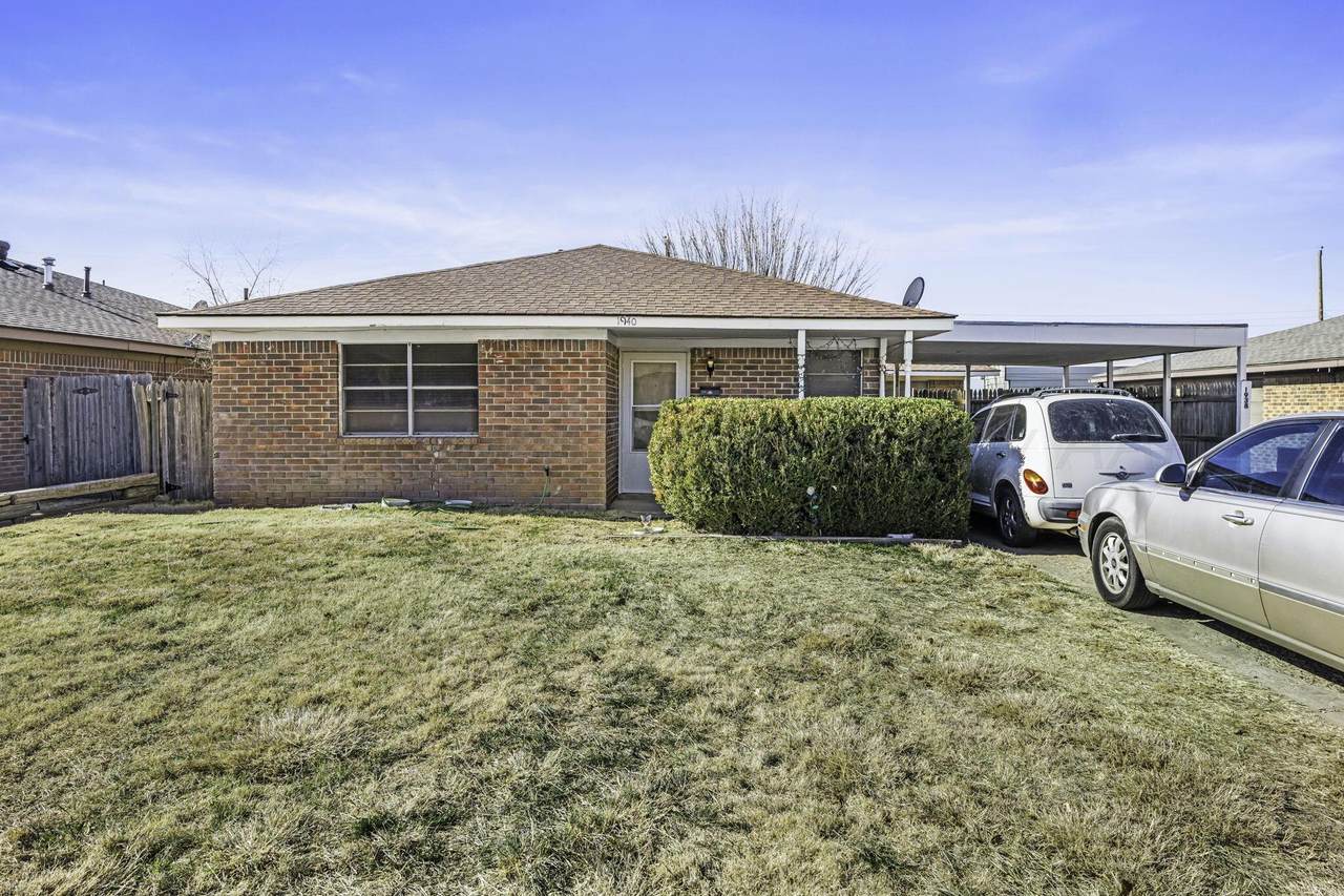 1940 Howard Drive - Photo 1