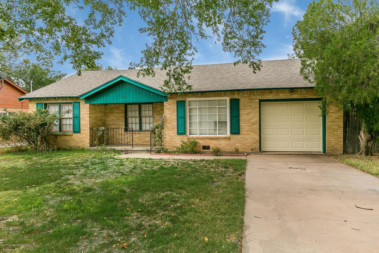2222 Peach Tree St - Photo 1